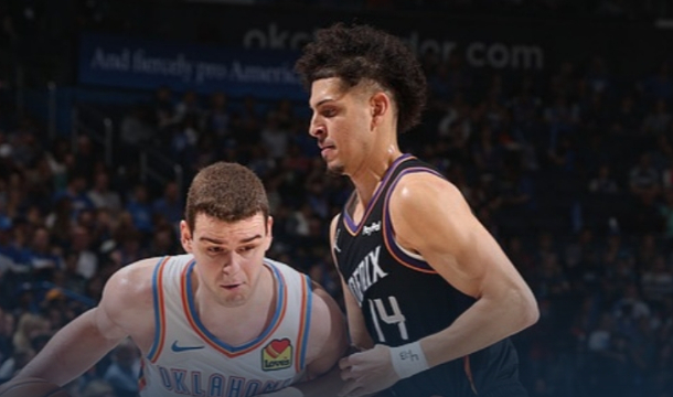 WNBA-太阳6人15+，大胜雷霆，不过没有意思，联盟第一全部轮休了|俄克拉荷马雷霆队|菲尼克斯太阳队|nba|卡尔森|数据_新浪体育_新浪新闻